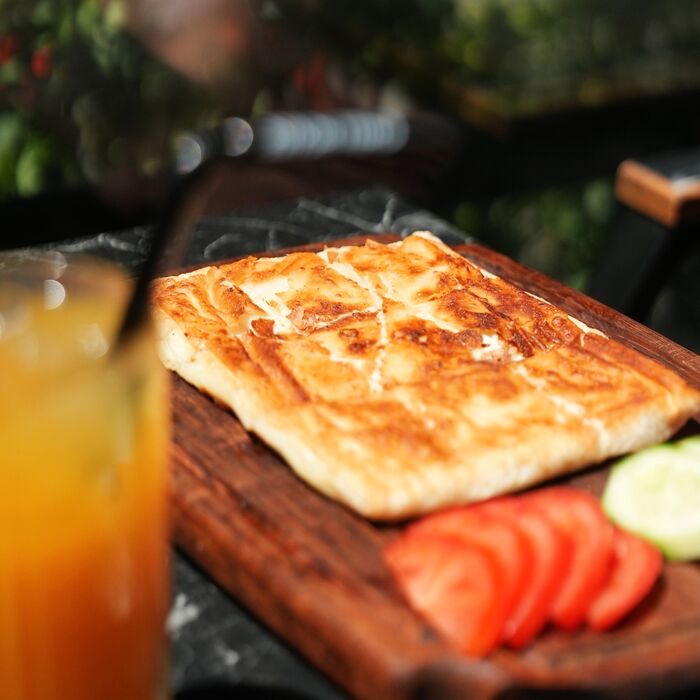 Chill House Fulya cheese pull tost